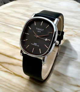 Tomi - The Essence of Timeless Sophistication